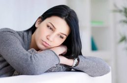 ¿POR QUÉ LA AUTOESTIMA DE LA MUJER ES MÁS AFECTADA QUE LA DE LOS HOMBRES?